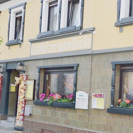 Hotel Zur Guten Quelle Selters  Экстерьер фото